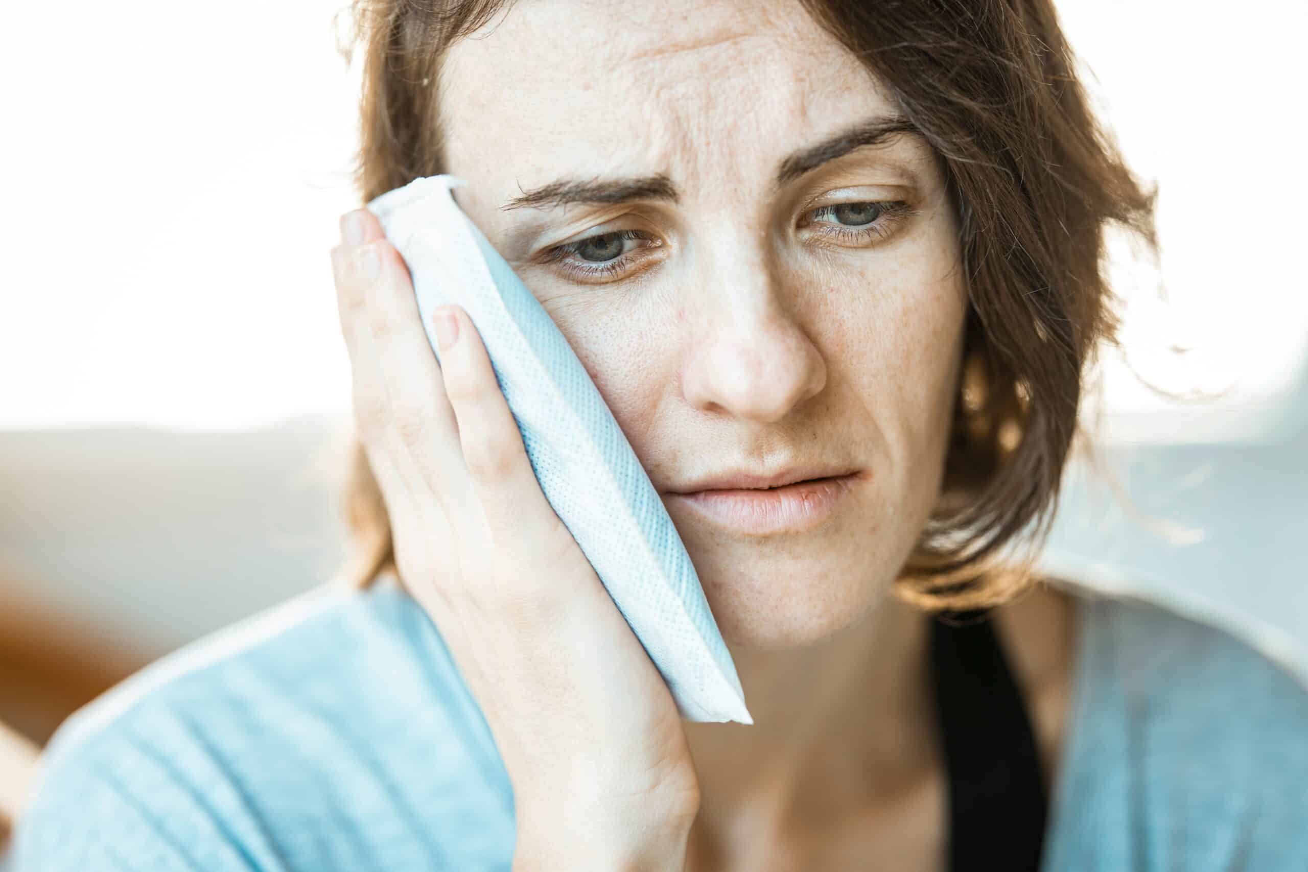 Best Ice Caps and Cold Therapy Wraps for Migraine Relief in 2026: 5 Top Picks to Stop Attacks Fast with Targeted Cooling
