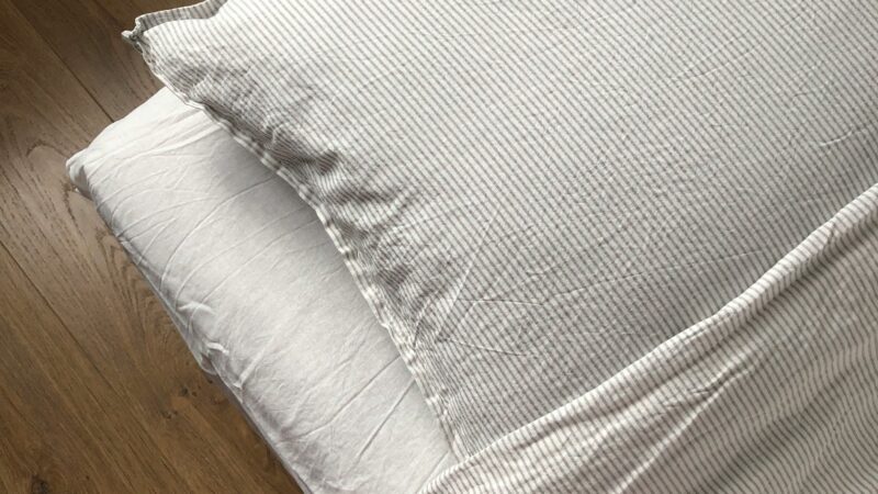 Best Pillows for Migraine Sufferers in 2026: 5 Top Picks for Neck Pain Prevention, Position Support, and Nighttime Relief