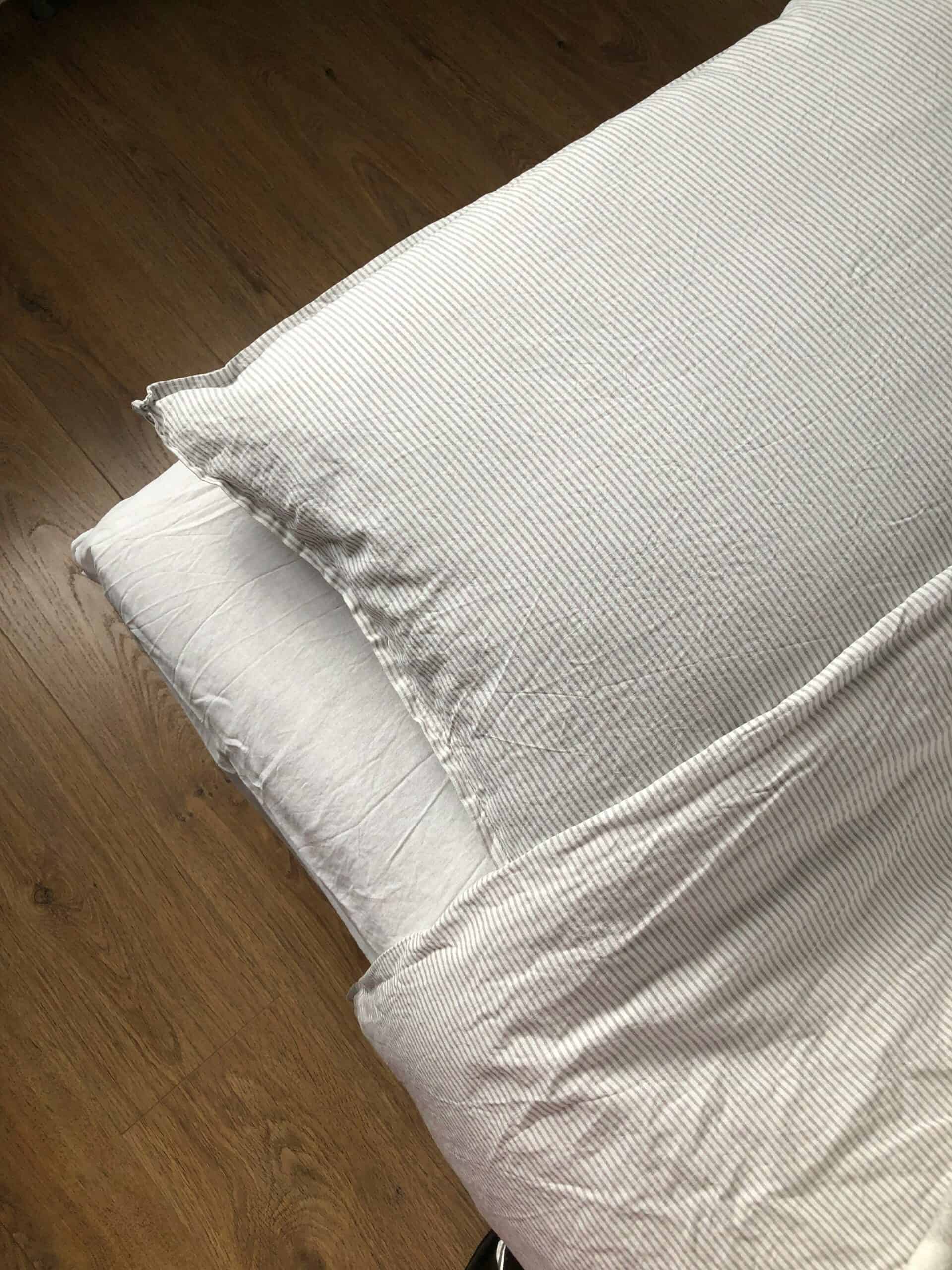Best Pillows for Migraine Sufferers in 2026: 5 Top Picks for Neck Pain Prevention, Position Support, and Nighttime Relief