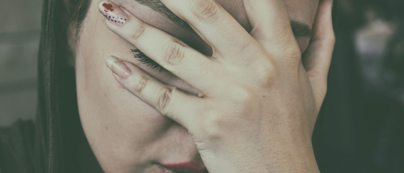 Migraine Food Triggers List in 2026: A Complete Guide to the Foods, Drinks, and Ingredients That Cause Attacks (and How to Identify Yours)