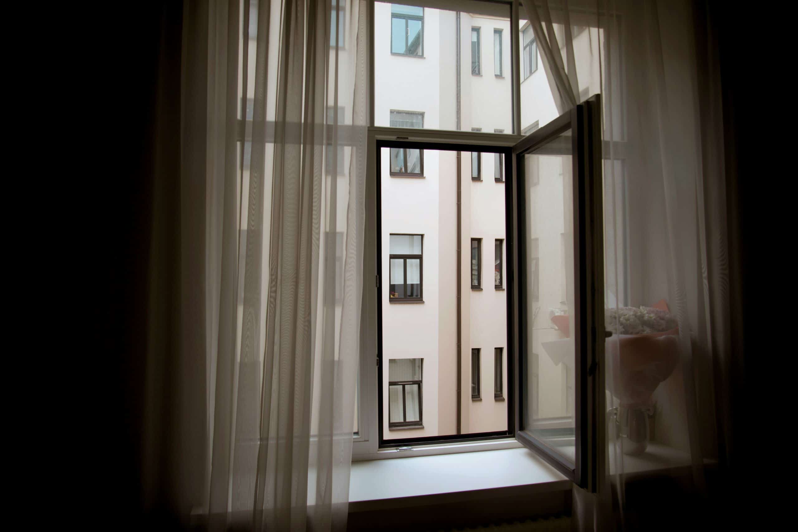 Best Blackout Curtains for Migraine Relief in 2026: 5 Picks for a Dark Refuge