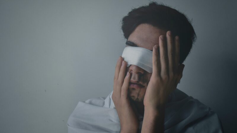 Best Migraine Eye Masks in 2026: 5 Picks for Light-Blocking Relief