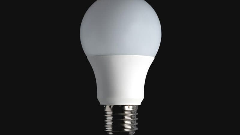 Best Flicker-Free Bulbs for Migraine in 2026: Low-Flicker Lighting