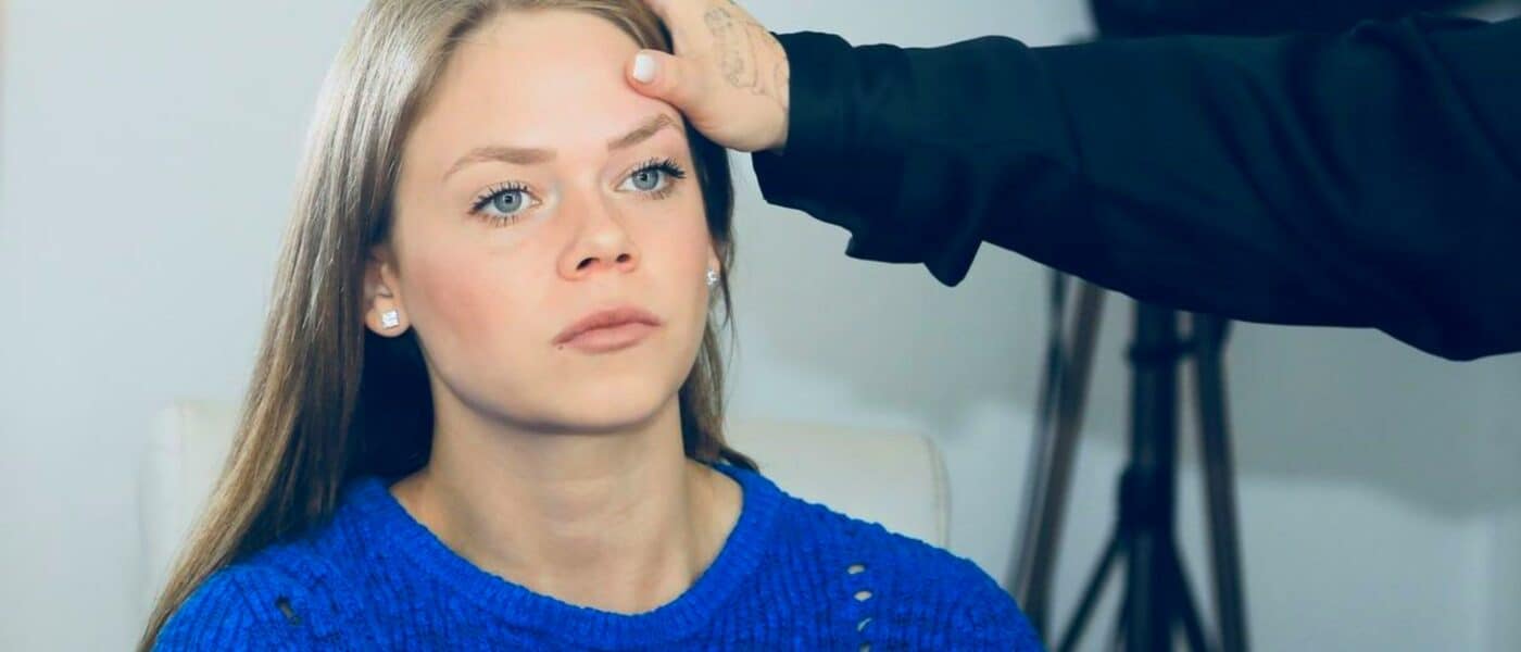 How to Support Someone With Migraines: A Guide to Sensory Sanctuary