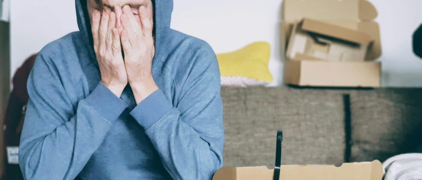 Ice Cap vs Cooling Pad for Migraine: Which Cold Therapy