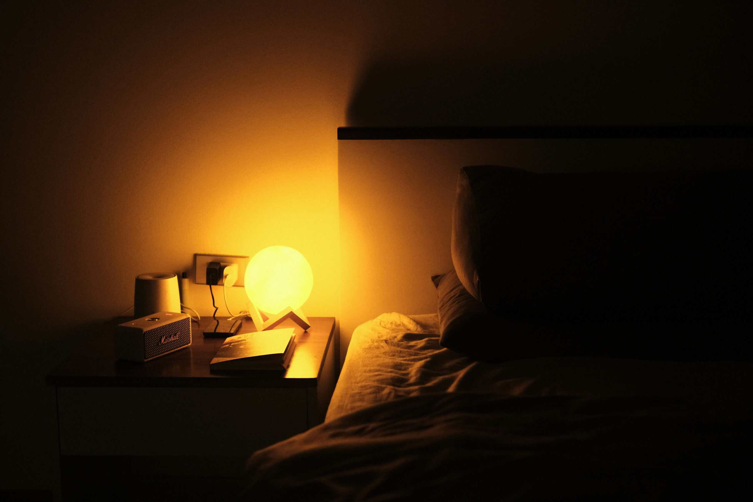 Best Night Lights for Migraine in 2026: Gentle Bedroom Lighting