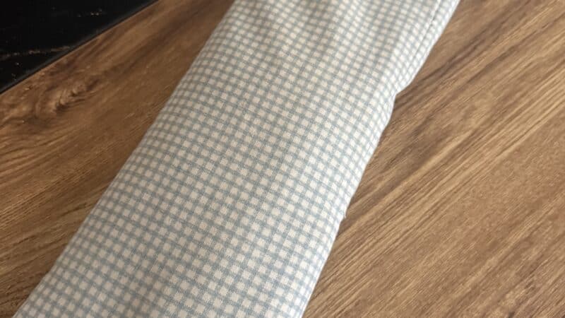 How to Use Heat for Migraine Tension: A Warm Wrap Routine