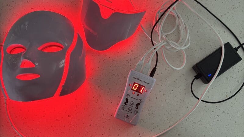 How to Use Red Light Therapy for Migraines: Tips For Your Comfort
