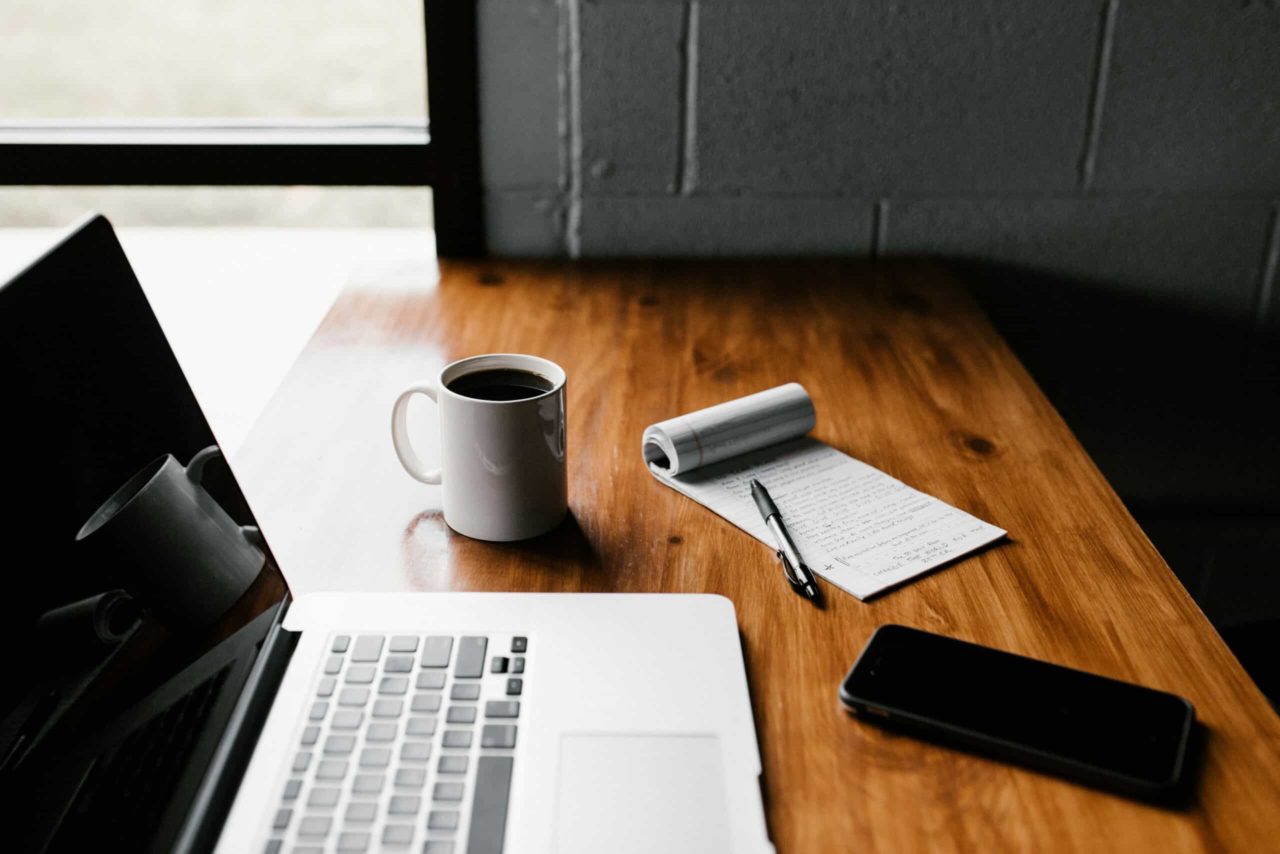How to Create a Migraine-Friendly Workspace: Reduce Triggers at Your Desk