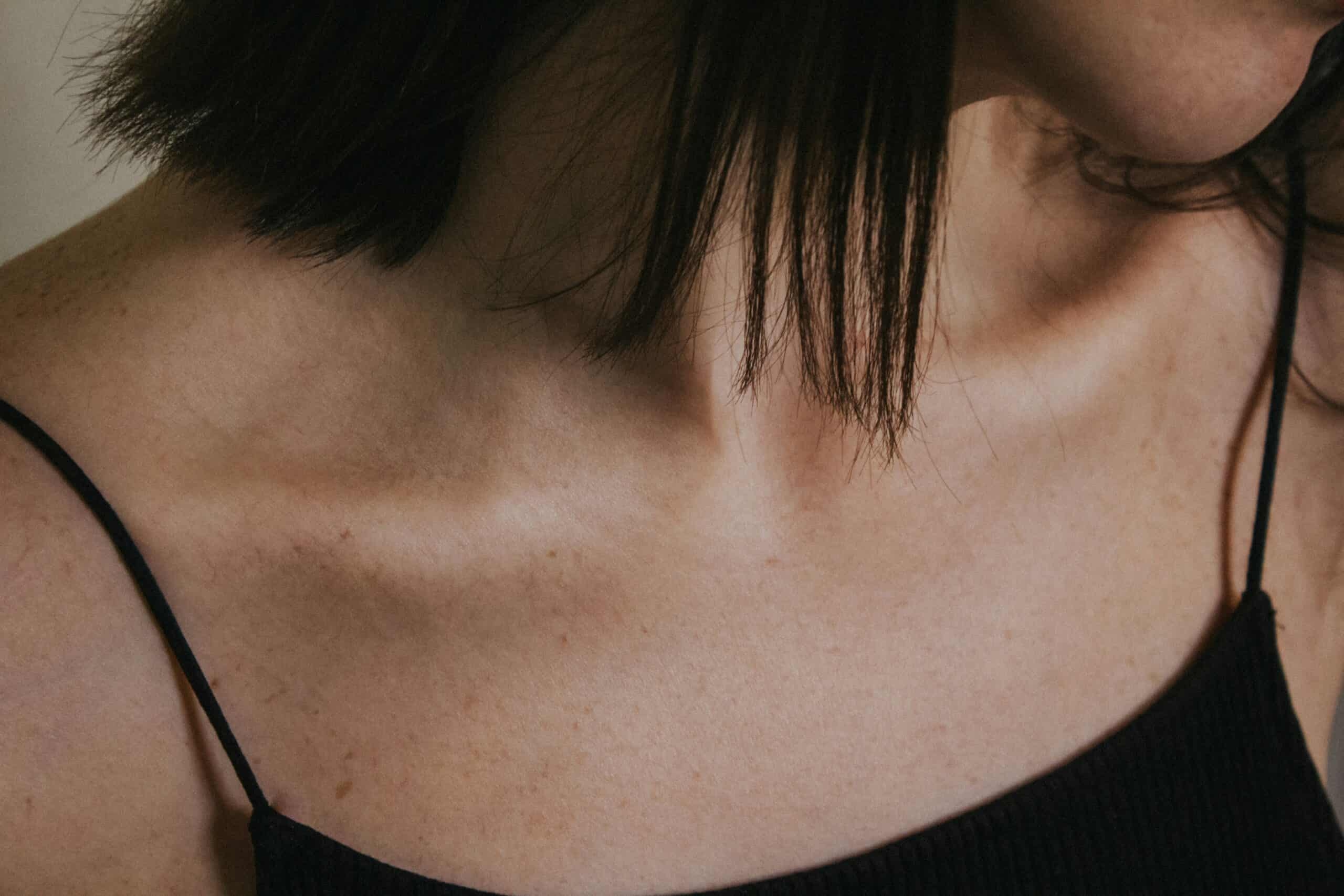 Best Neck Wraps for Migraine Relief in 2026: Warming and Cooling Picks for Tension and Pain