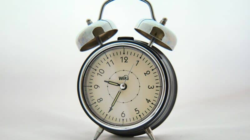 Best Migraine-Friendly Alarm Clocks in 2026: Waking Without the Jolt
