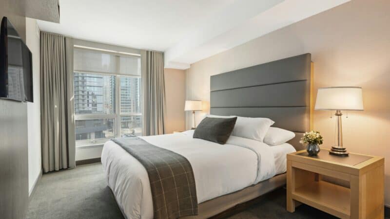 Best Hotel Room Setup for Migraine in 2026: Light Control, Sound, and What to Pack