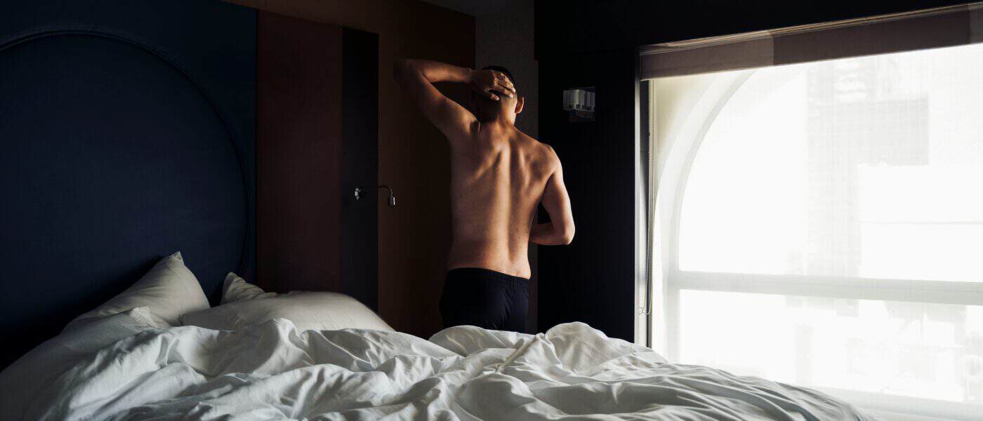 Best Bedroom Setups for Waking With Migraine in 2026: Overnight Factors You Can Change