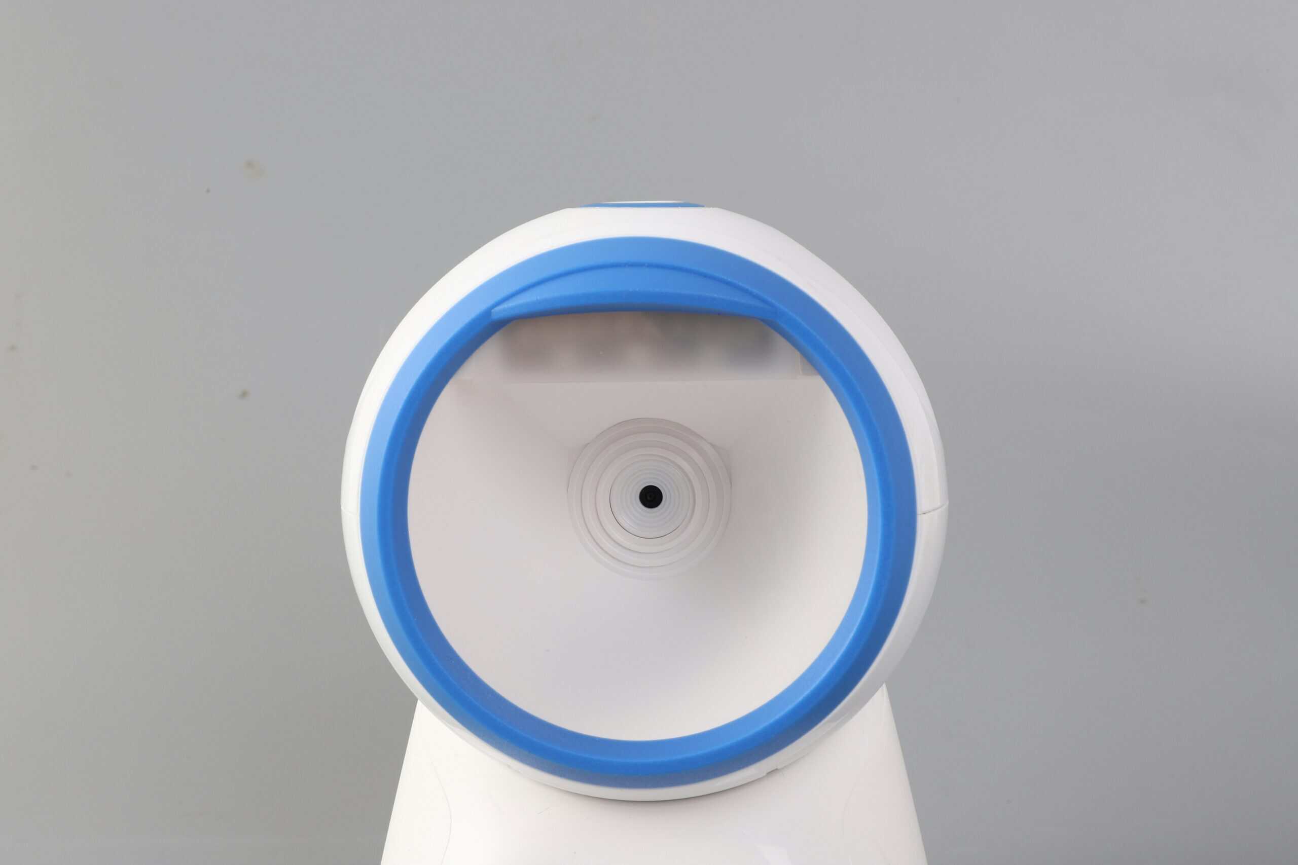 Best Neck Fans and Wearable Cooling Devices in 2026: Hands-Free Cooling During an Attack