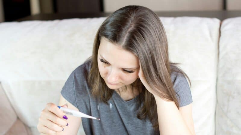 Can a Migraine Cause a Fever: Usually Not, and Why That Matters