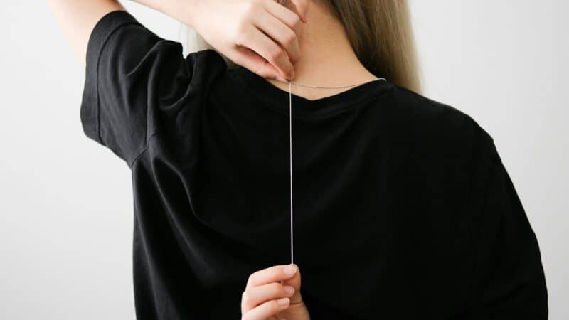 Does Cervical Traction Help Migraines? What It Can Relieve and Who Should Not Use It