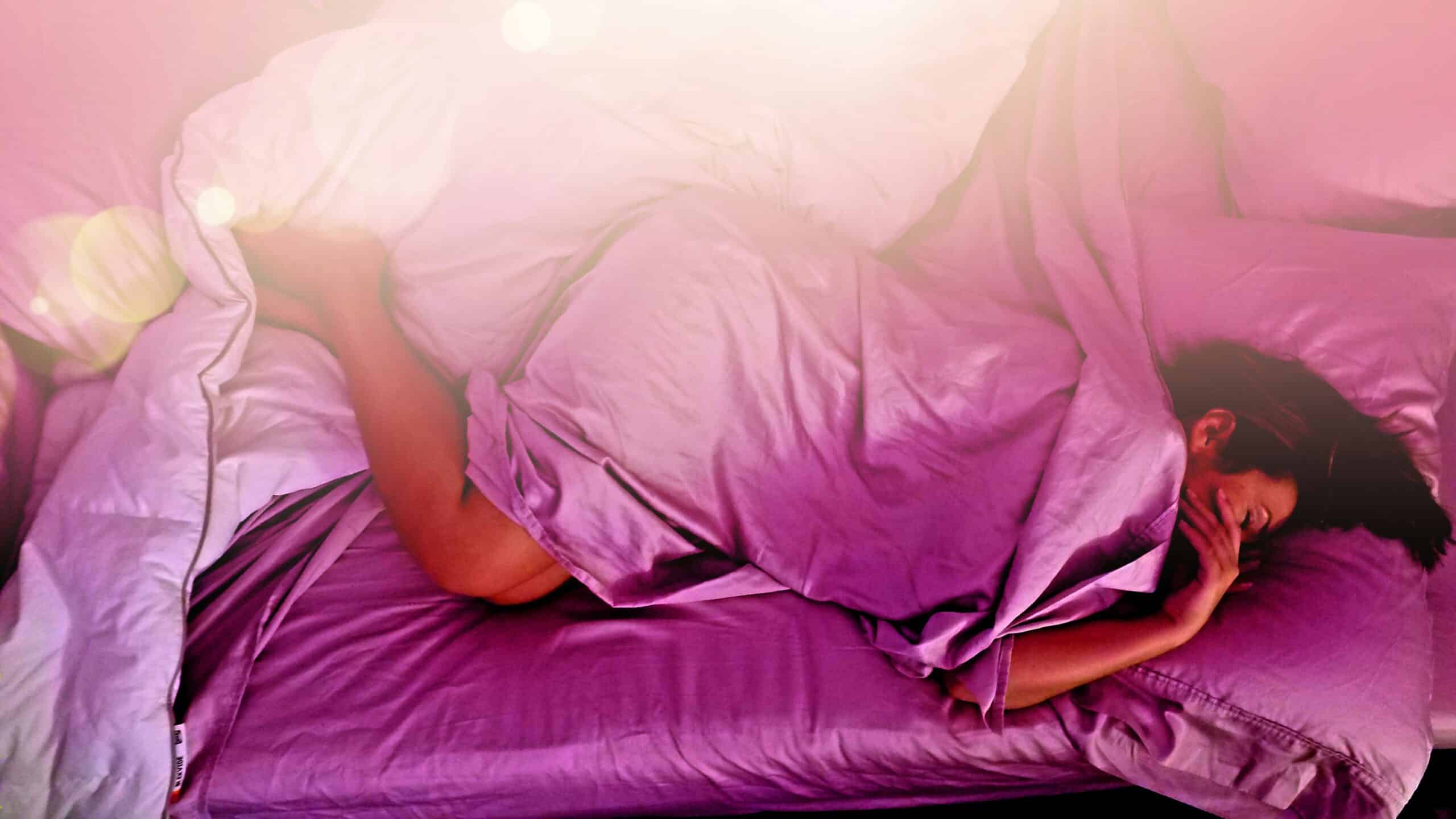 Migraines and Perimenopause: Why Attacks Often Get Worse Before They Get Better