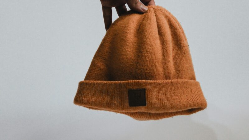 Best Soft Beanies for Head Sensitivity in 2026: Seamless Knits, Sleep Caps, and Zero-Pressure Fits