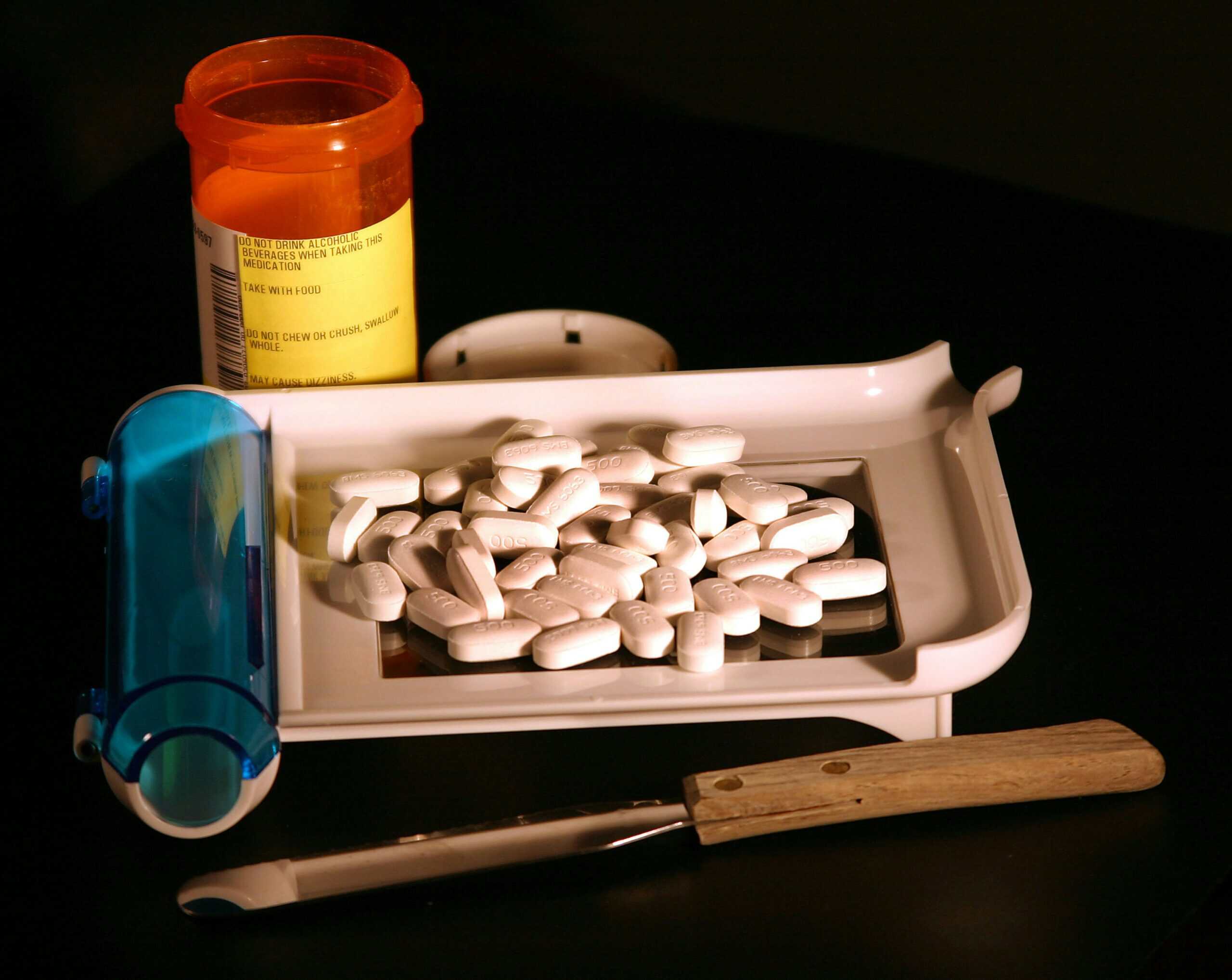Best Automatic Pill Dispensers for Medication Adherence in 2026: Counting Acute Days, Locking Trays, and What Actually Gets Logged
